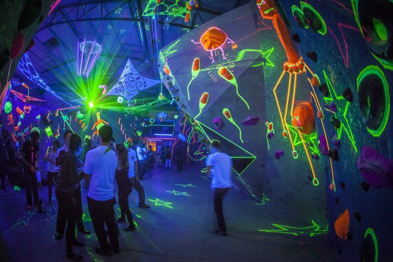BoulderhalleEBlockbustazBlacklightEvent